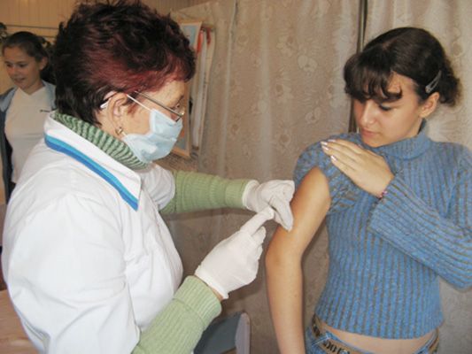вакцинация обязательна для всех