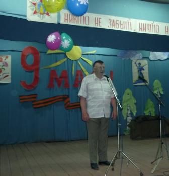 Есеков Г.А. поздравляет новокардаильцев с Праздником Победы